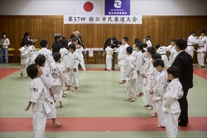 大会の様子