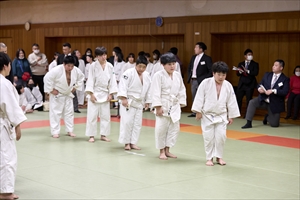 大会の様子